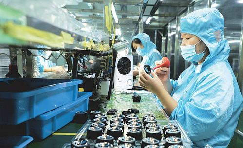 图说南阳 生产一线热潮涌动，出口贸易持续走旺，技术研发驱动产业升级